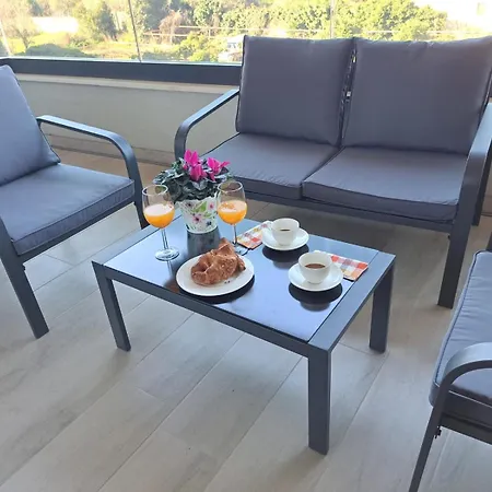 Modern 2-bedroom Near The Lägenhet